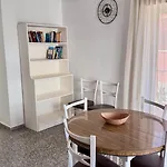 Perlas Vybdenia * Dénia
