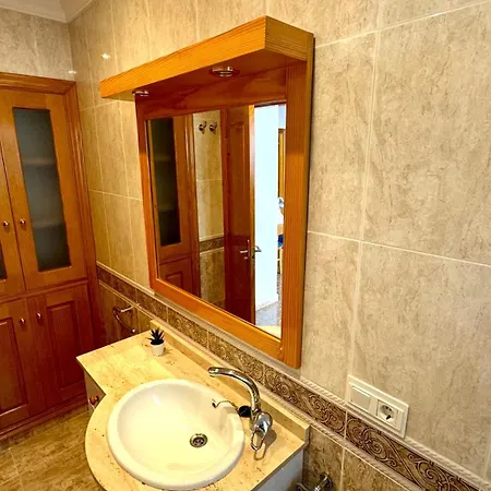 Perlas Vybdenia * Dénia