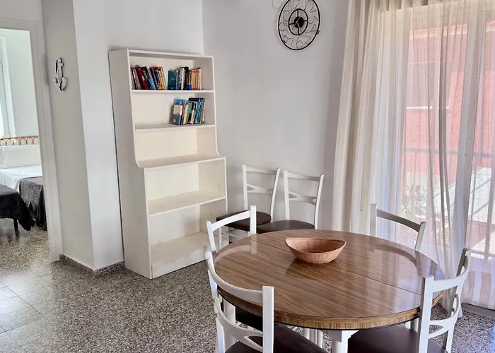 Perlas Vybdenia * Dénia