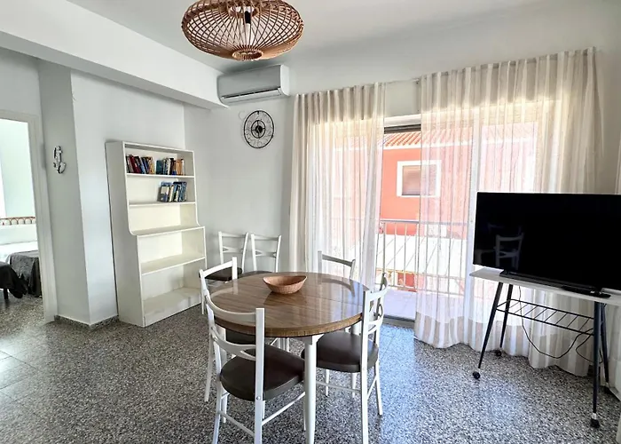 Perlas Vybdenia * Dénia